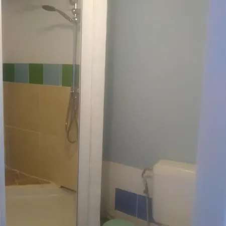 Appartement Au Rez De Jardin *